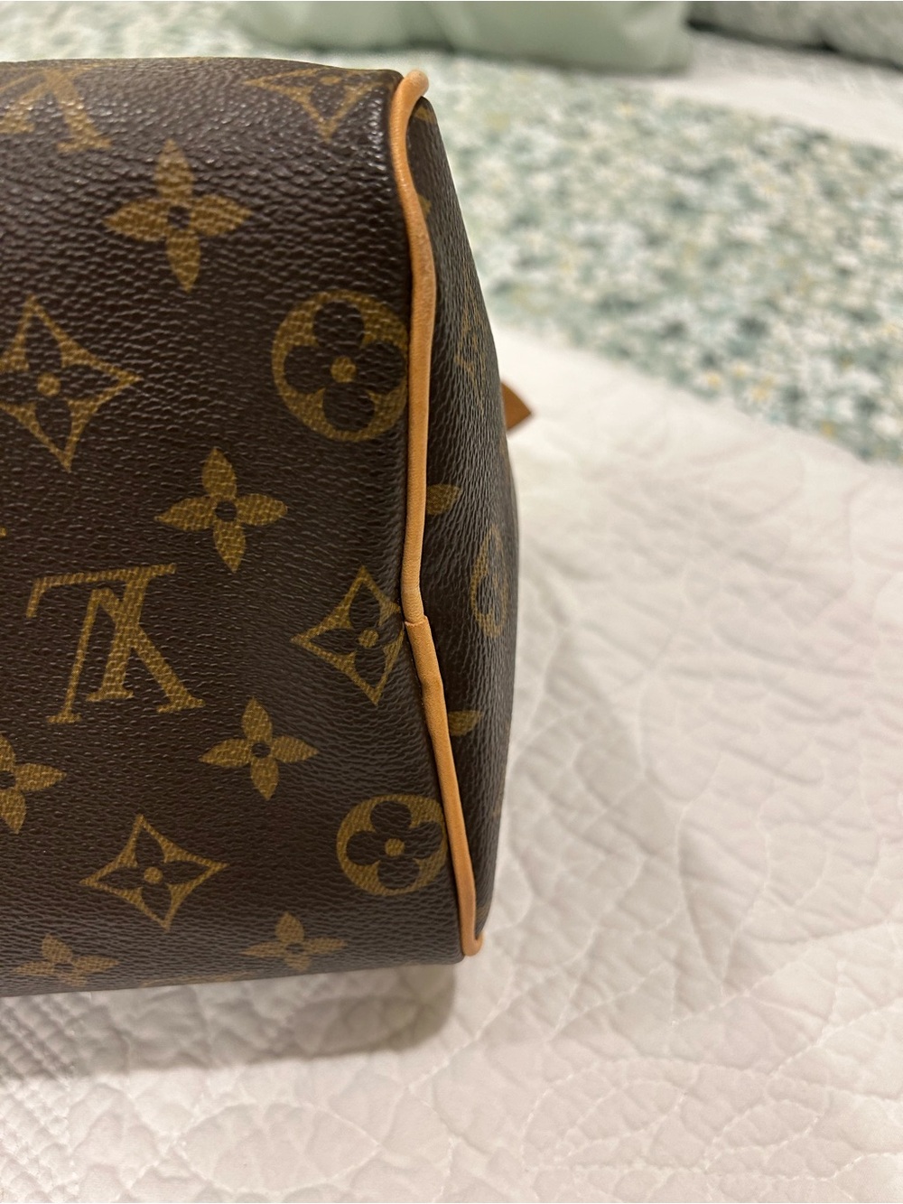 Louis Vuitton Speedy 25 Monogram Canvas Satchel - Brown with Tan Trim - Picture 12 of 15